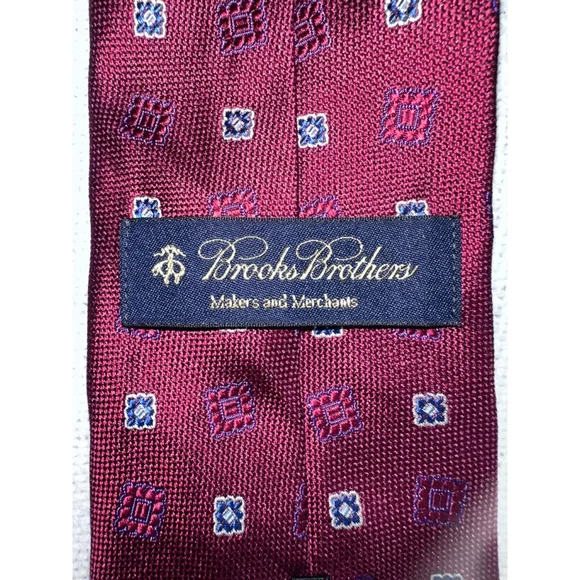 NWT Men’s Brooks Brothers 100% Silk Dress Maroon Neck Tie